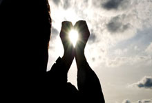 股票配资免费平台:股票怎样杠杆交易-创纪录的速度积累 美国国债总额首次超过37万亿美元！美官员：财政状况严重失衡